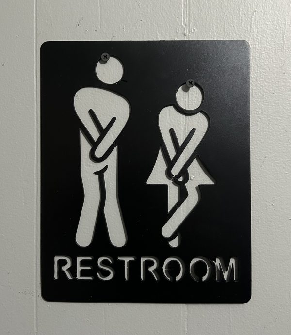 "GOTTA GO!" bathroom sign